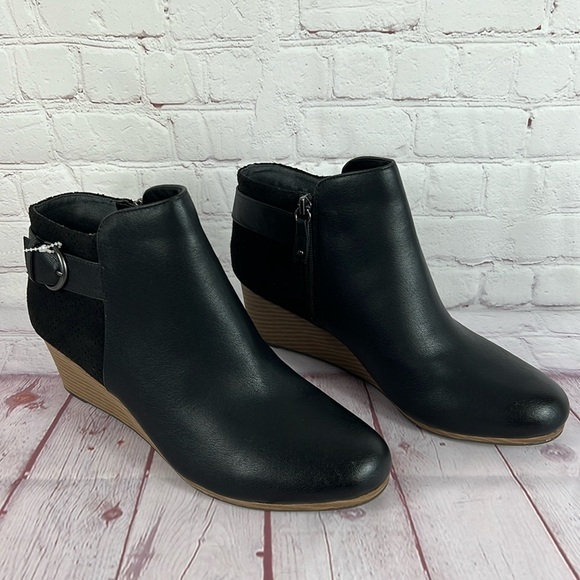 Dr. Scholl's Shoes - Dr. Scholl's Memory Foam Wedge Heel Karlie Booties Size 11